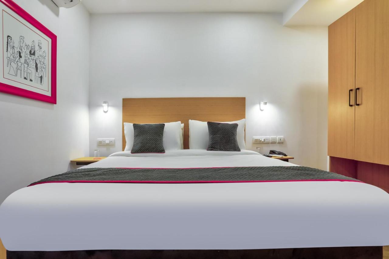 Oyo Townhouse 156 Maraimalai Nagar Hotel Csennai Kültér fotó