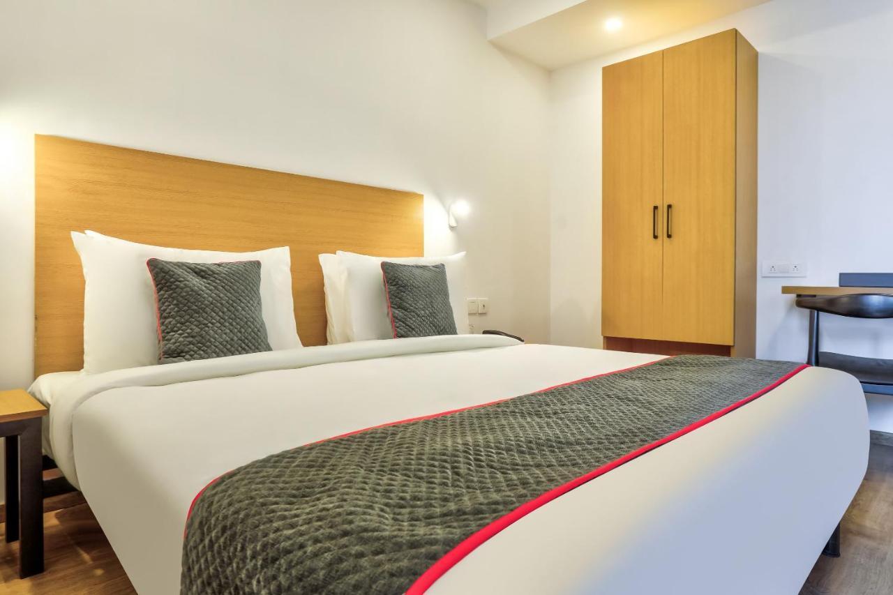 Oyo Townhouse 156 Maraimalai Nagar Hotel Csennai Kültér fotó