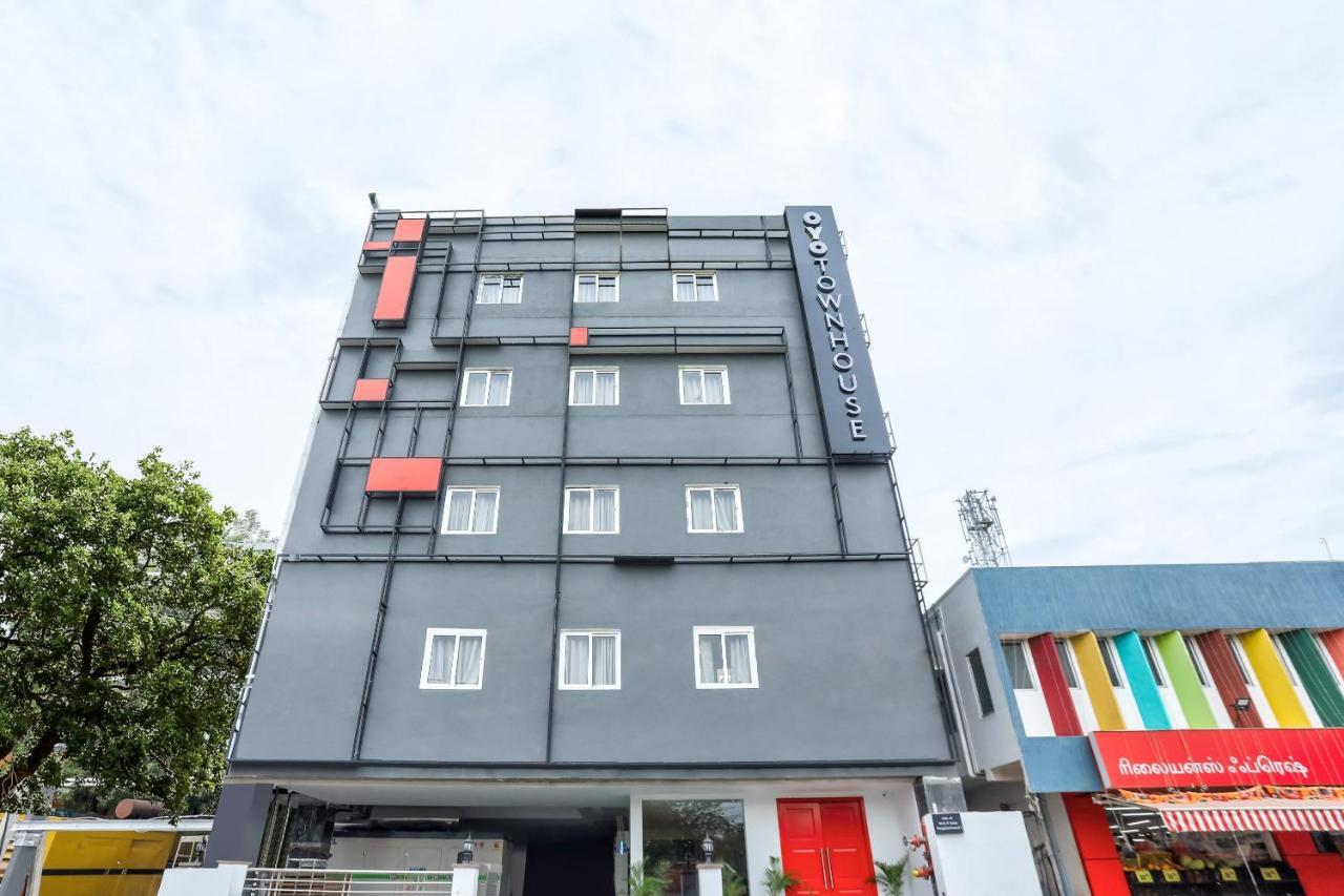 Oyo Townhouse 156 Maraimalai Nagar Hotel Csennai Kültér fotó