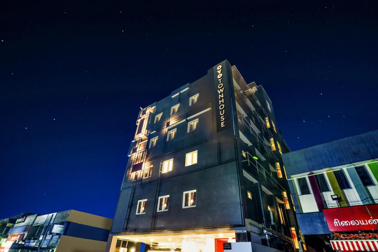 Oyo Townhouse 156 Maraimalai Nagar Hotel Csennai Kültér fotó
